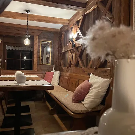 Πανσιόν 's Waldeck *